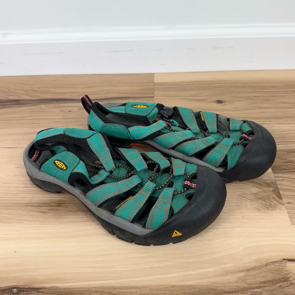 Keen Kids Teal and Black Sandals
